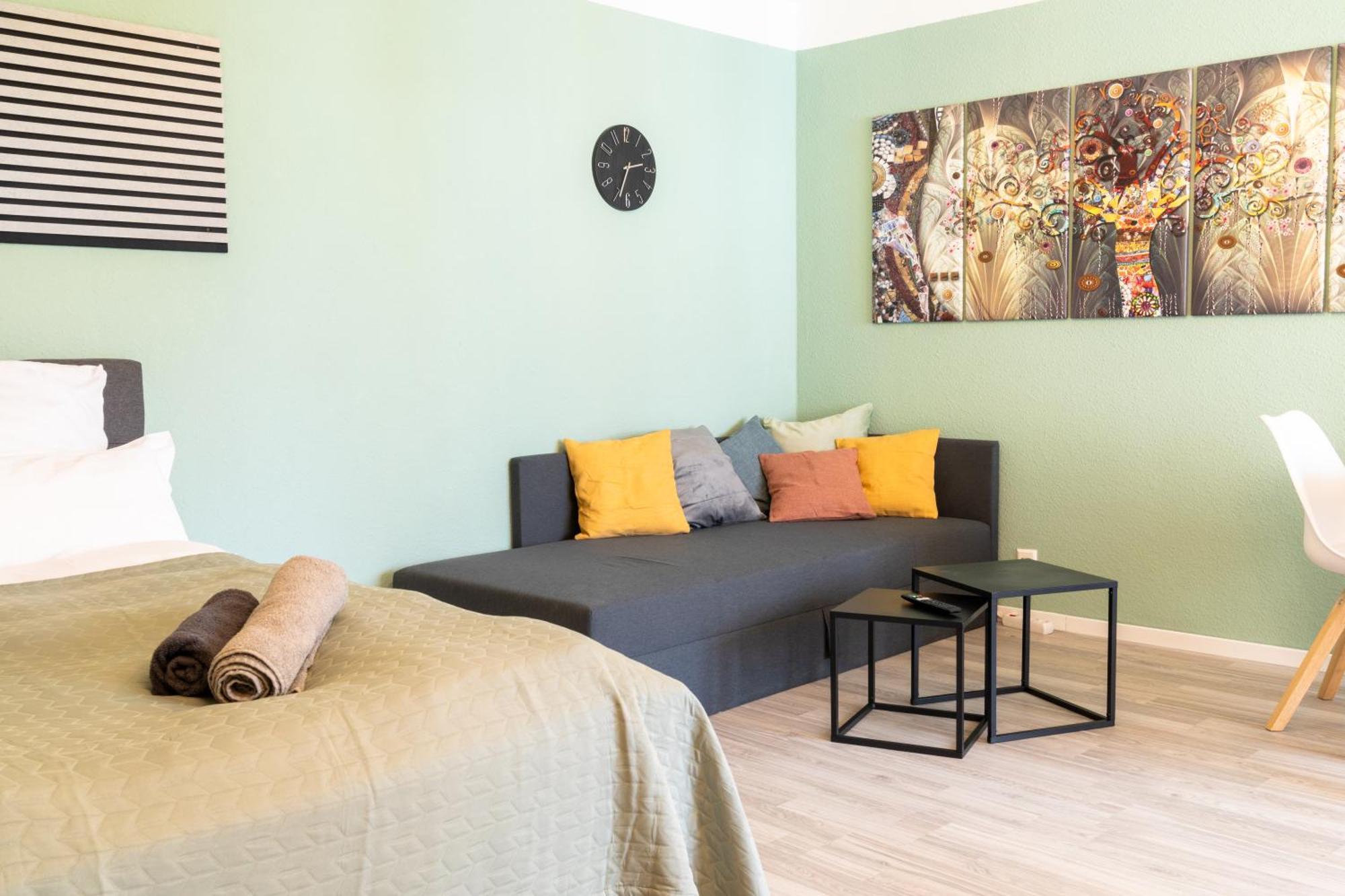 Home Shanti - Studio, Suedvorstadt, Balkon, Tv ไลป์ซิก ภายนอก รูปภาพ